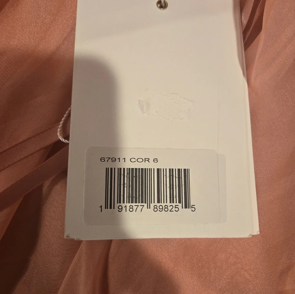 NWT Mac Duggal 67911‎ Size 6 RUFFLE TIERED CUT-OUT CHIFFON GOWN CORAL